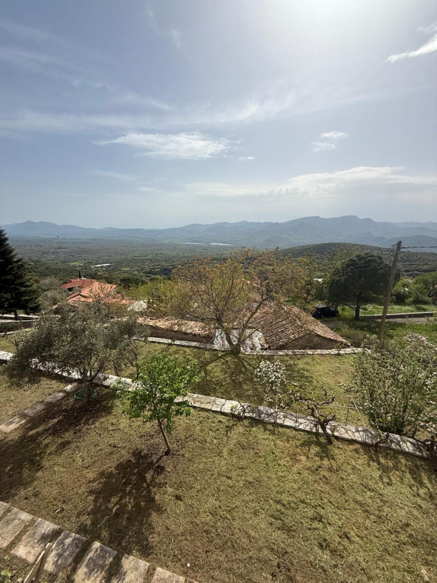 Arcadianis Lakeview Villa At Psari Arkadias Psarion Exterior photo